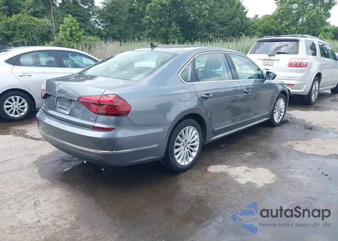 2017 Volkswagen Passat 1.8T Se из США, поврежденный, VIN 1VWBT7A39HC034835